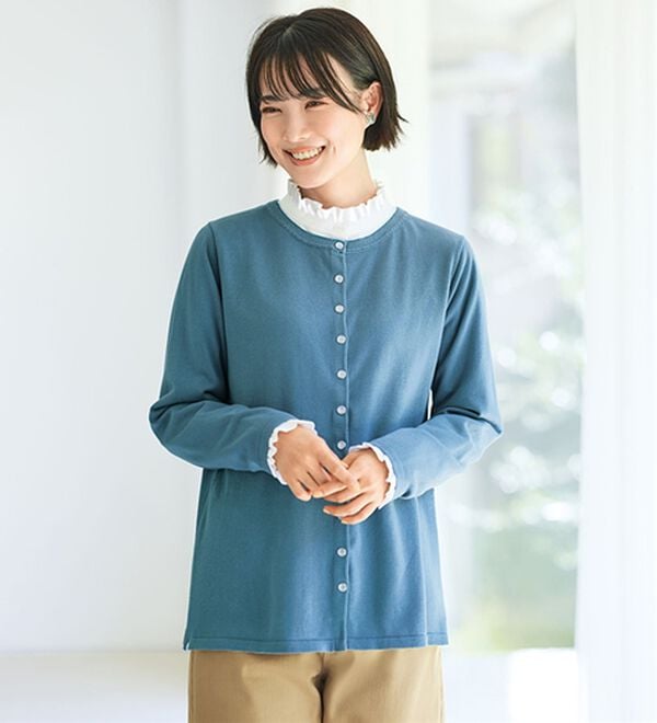 BELLUNA（ベルーナ）の「《ＨｕｇＲｅａｍコットン》ドットボタンニットカーディガン（ニットカーディガン）」｜ブルー