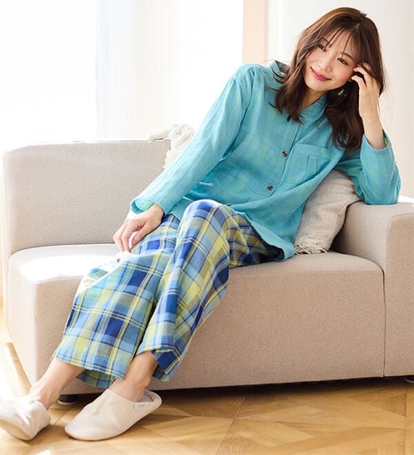 LAVIENNE（ラヴィエンヌ）の「【オーガニックコットン使用】綿１００％Ｗガーゼのルームパジャマ（パジャマ・ルームウェア）」｜詳細画像