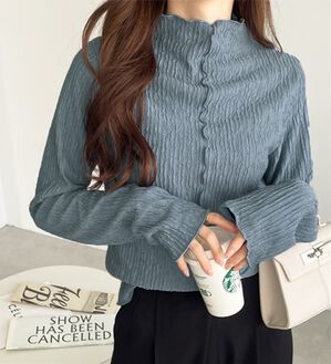 GeeRA（ジーラ）の「【選べる2タイプ】着回し自在なジャカードトップス（カットソー）」｜【ハイネック】ブルー