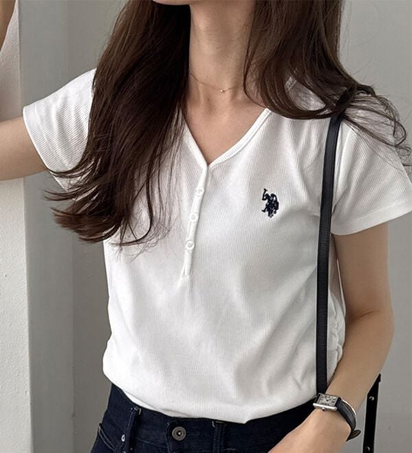 GeeRA（ジーラ）の「【U.S. POLO ASSN.】接触冷感Vネックヘンリーリブカットソー（カットソー）」｜詳細画像