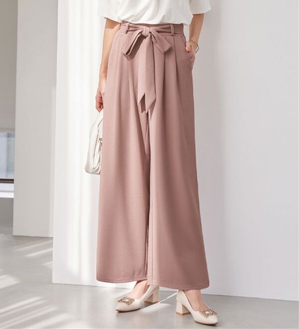 alotta（アロッタ）の「【４つの機能付】ひんやり共布リボン付ワイドパンツ（ワイドパンツ・ガウチョ）」｜ピンク