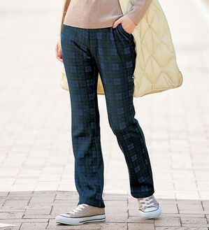 BELLUNA（ベルーナ）の「まるではく毛布！静電防止付裏ファーイージーパンツ（フルレングスパンツ）」｜ブラックウォッチ