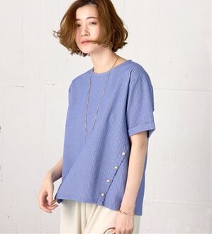 BELLUNA（ベルーナ）の「サッカー素材裾ボタンプルオーバー（カットソー）」｜ブルー系