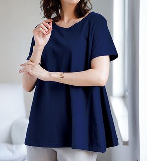 RANAN（ラナン）の「＜ＢＣ＞綿１００％ひんやりフレアーシルエットプルオーバー（カットソー）」｜ネイビー