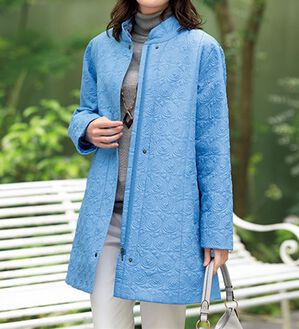 ルフラン（ルフラン）の「花柄キルトの上品ジャケット＜キリッツ＞（その他ジャケット）」｜ブルー