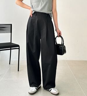 GeeRA（ジーラ）の「楽なのに美脚見えワイドカーブパンツ（フルレングスパンツ）」｜ブラック