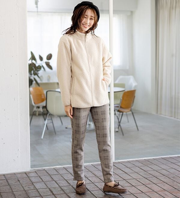 BELLUNA（ベルーナ）の「裏フリースボア素材スタンドネックブルゾン（ブルゾン）」｜詳細画像