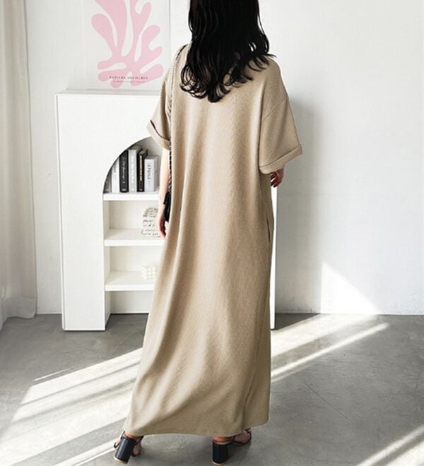 GeeRA（ジーラ）の「【ひんやり/着痩せ】ハーフジップ大人Ｔシャツワンピース（カットソーワンピース）」｜詳細画像