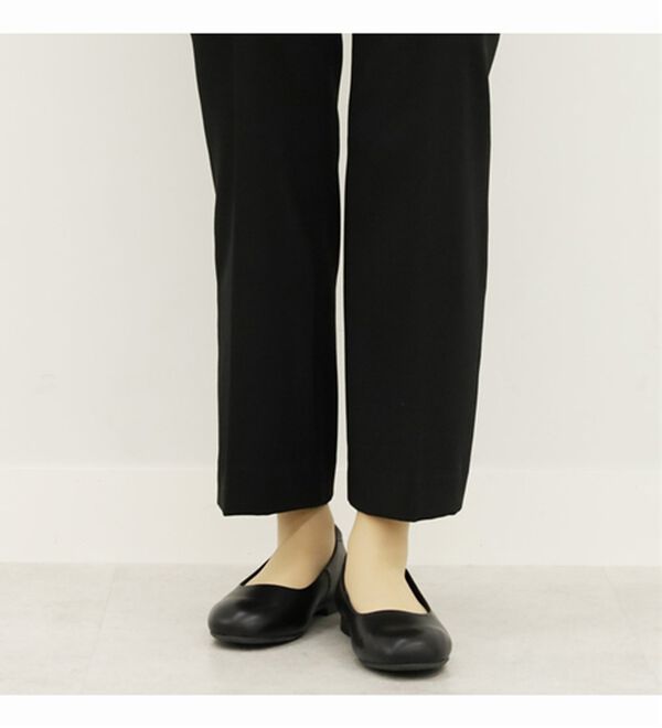 BELLUNA（ベルーナ）の「５Ｅ牛革フォーマルフラットパンプス（パンプス）」｜詳細画像