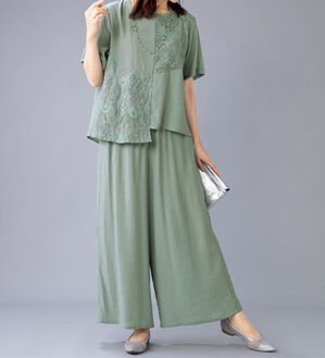 ルフラン（ルフラン）の「エレガンスデザインスーツ＜オンディーネ＞（ブラウススーツ）」｜グリーン系