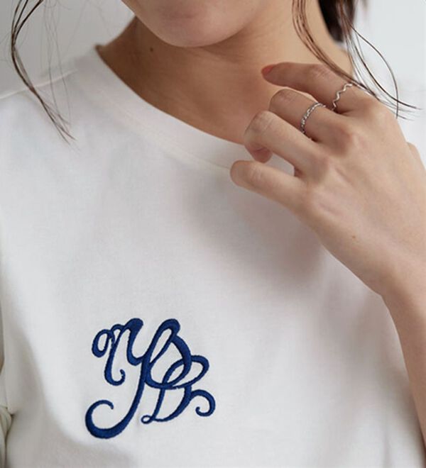 Pierrot（ピエロ）の「シルケット刺繍Ｔシャツ（Tシャツ）」｜詳細画像