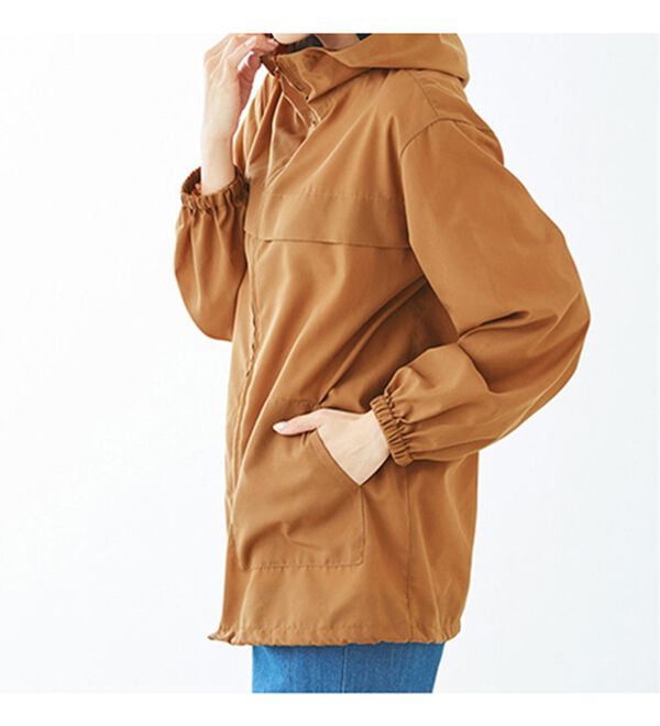 BELLUNA（ベルーナ）の「シアー素材ポケッタブルパーカー（パーカー）」｜詳細画像