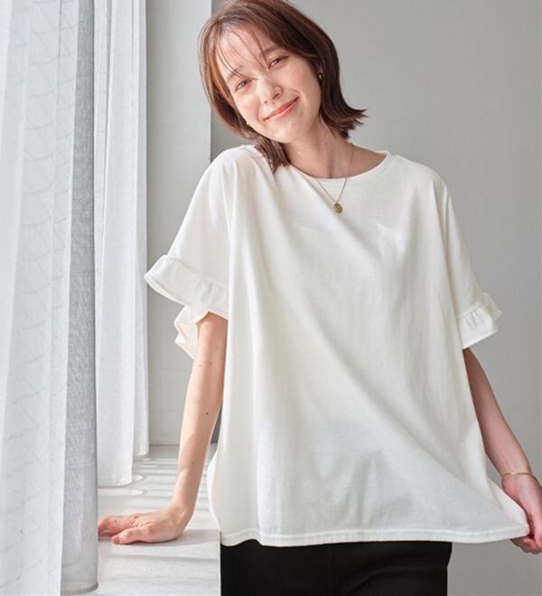 Viola e Viola（ヴィオラ エ ヴィオラ）の「サラリ綿混フリル袖Tシャツ（カットソー）」｜詳細画像