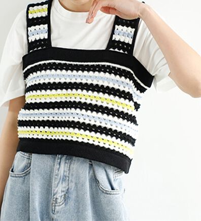 GeeRA（ジーラ）の「かぎ針編み風カラーニットビスチェ（ベスト）」