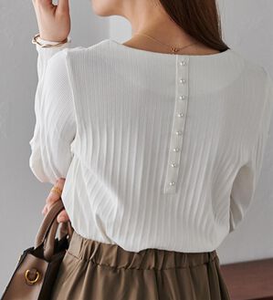 RANAN（ラナン）の「バックパール調釦リブカットソープルオーバー（カットソー）」｜オフホワイト