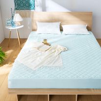 iellio（イエリオ）の「ひんやり冷感敷パッド一体型ＢＯＸシーツ＜洗える・接触冷感・抗菌防臭・時短・家事楽・ボックスシーツ・寝苦しさ対策＞（ボックスシーツ・ベッドシーツ）」