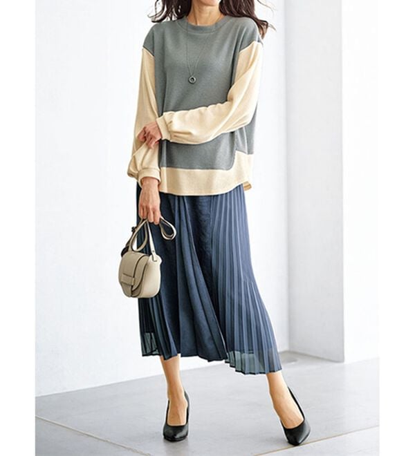 BELLUNA（ベルーナ）の「スエード調プリーツ切替スカート（ミニスカート）」｜詳細画像