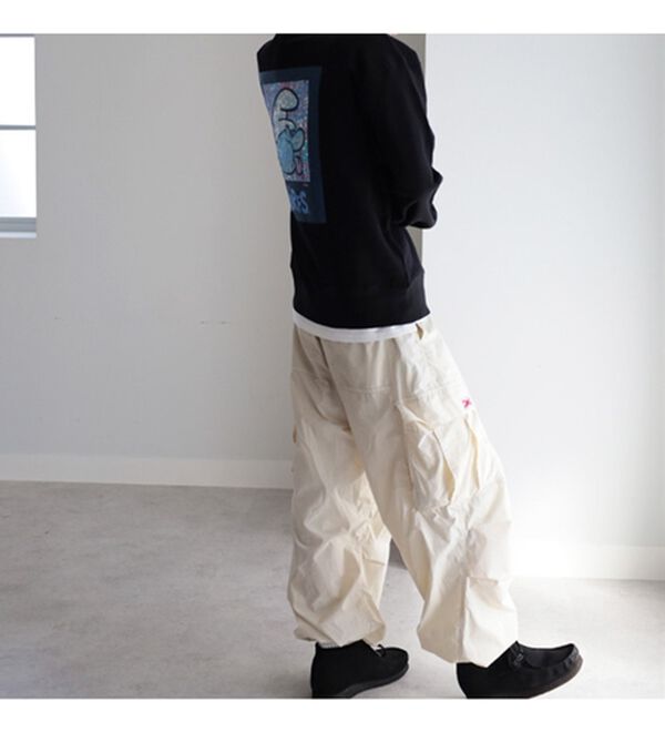 GeeRA（ジーラ）の「【スマーフ】コラボプリントスウェット（メンズカットソー）」｜詳細画像