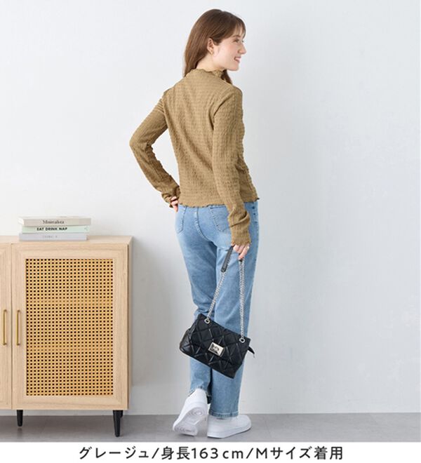 alotta（アロッタ）の「頼れる着回し力！立体ジャガード素材インナープルオーバー（カットソー）」｜詳細画像