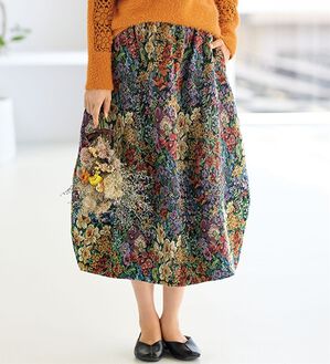 497 湿っぽい 新品 HANAHANA コクーンスカート 