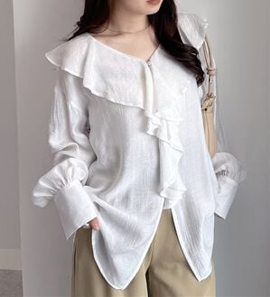 RANAN（ラナン）の「ラッフルフリルオーバーブラウス（ブラウス）」｜ホワイト