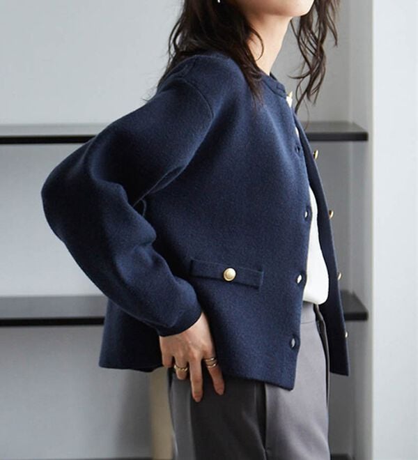 RANAN（ラナン）の「【4つの機能付き】洗える！ゴールド調ボタンニットカーディガン（ニットカーディガン）」｜詳細画像