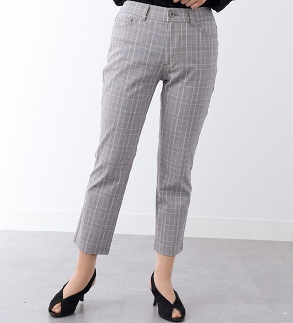 BELLUNA（ベルーナ）の「ウルトラ美脚ストレッチアンクルパンツ（クロップドパンツ）」｜グレンチェック