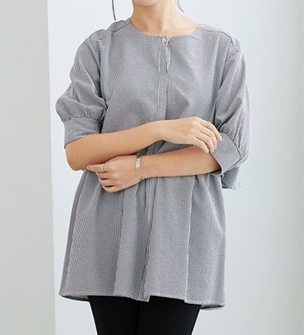 GeeRA（ジーラ）の「【華奢見え】羽織にもなる！ペプラムシャツチュニック（チュニック）」｜詳細画像
