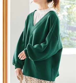 Viola e Viola（ヴィオラ エ ヴィオラ）の「あったか裏起毛Ｖネックチュニック（チュニック）」｜グリーン