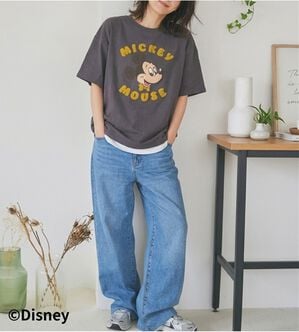 BELLUNA（ベルーナ）の「＜Ｄｉｓｎｅｙ＞【ミッキー】フェイスさがら刺しゅうワイドシルエットTシャツ（カットソー）」｜スミクロ