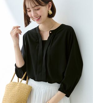 Viola e Viola（ヴィオラ エ ヴィオラ）の「さらさらＥＡＳＹ　２ＷＡＹ衿デザインブラウス（ブラウス）」｜ブラック