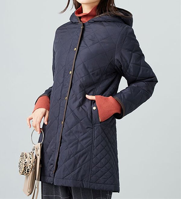 BELLUNA（ベルーナ）の「パイピング使いキルトデザインコート（ロングコート）」｜詳細画像