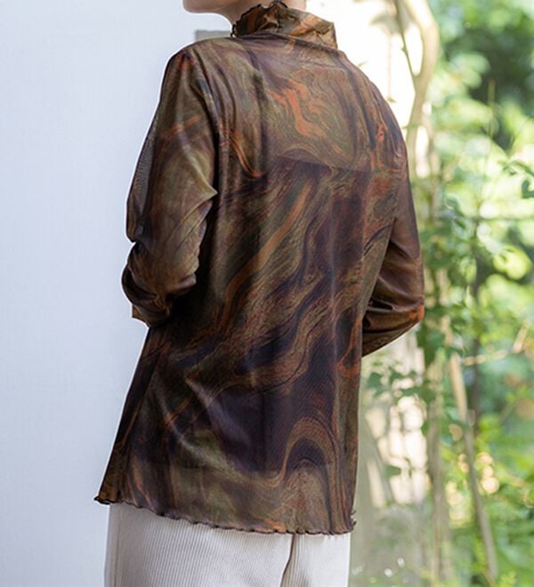 BELLUNA（ベルーナ）の「【重ね着インナー】シアー素材ハイネックインナープルオーバー（カットソー）」｜詳細画像