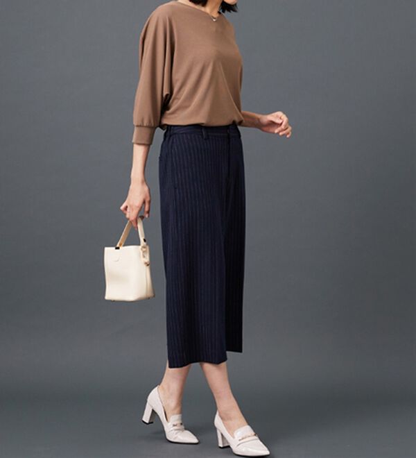 BELLUNA（ベルーナ）の「サマ見え（スーパーウォーム）ウール調センタープレスクロップドパンツ（クロップドパンツ）」｜詳細画像