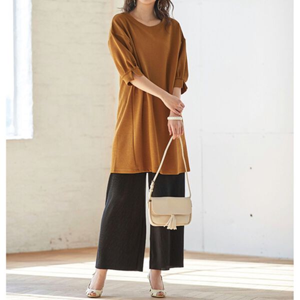 BELLUNA（ベルーナ）の「ジャカード素材切替デザインチュニック（チュニック）」｜詳細画像