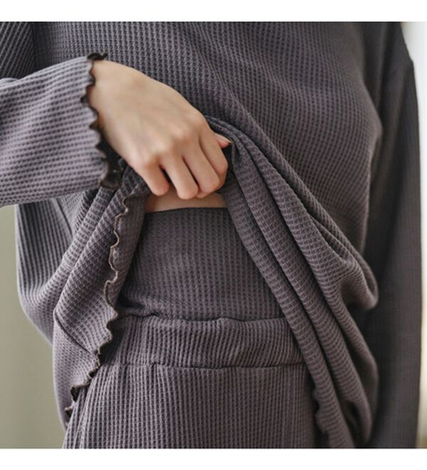 YU'NOW（ユナウ）の「【上下２点セット】コットンブレンド　ワッフルプルオーバー＆ハラマキ付ショートパンツセット（パジャマ・ルームウェア）」｜詳細画像