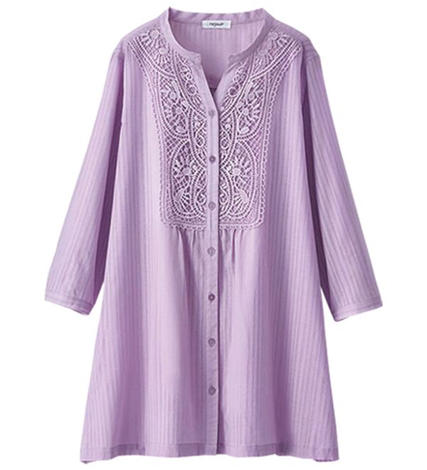 BELLUNA（ベルーナ）の「シアー素材モチーフレース使いシャツチュニック（チュニック）」｜ラベンダー