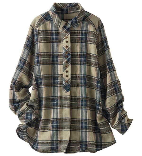 BELLUNA（ベルーナ）の「上品な印象のチェック柄多ボタンブラウス（チュニック）」｜ベージュ系