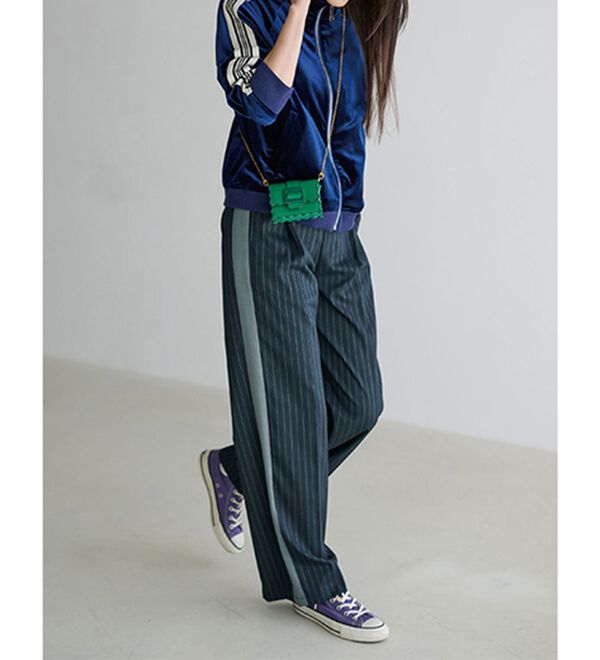 RANAN（ラナン）の「サイドラインシルエットパンツ（フルレングスパンツ）」｜詳細画像