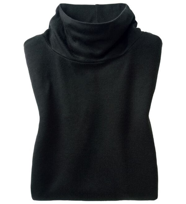 LAVIENNE（ラヴィエンヌ）の「着ぶくれにさよならふわっと暖かインナー（カットソー）」｜ブラック