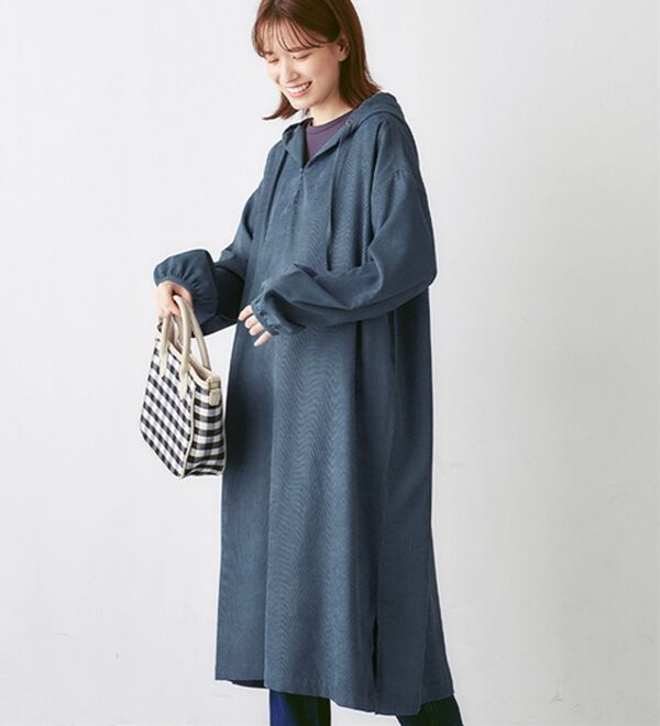Viola e Viola（ヴィオラ エ ヴィオラ）の「細コーデュロイパーカーワンピース（その他ワンピース）」｜スモーキーブルー