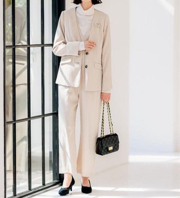 GeeRA（ジーラ）の「ジャケット＆ブラウス＆オールインワン3点セットスーツ（その他スーツ）」｜詳細画像