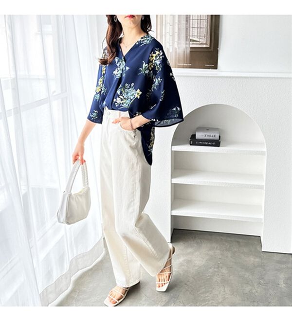 GeeRA（ジーラ）の「花柄フレアースリーブブラウス（ブラウス）」｜詳細画像