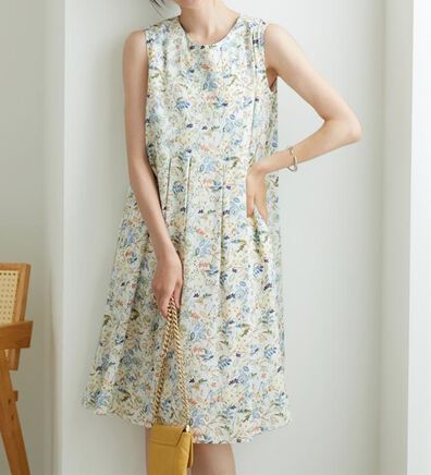 BELLUNA（ベルーナ）の「【ひんやり接触冷感】レーヨン素材ノースリーブワンピ－ス（その他ワンピース）」