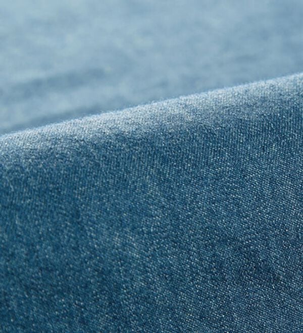 BELLUNA（ベルーナ）の「シャーリング使いデニムシャツチュニック（チュニック）」｜詳細画像