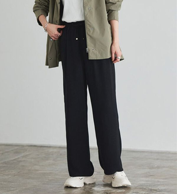 Pierrot（ピエロ）の「【接触冷感・吸水速乾】夏に快適！ウォッシャブルイージーパンツ（その他パンツ）」｜ブラック