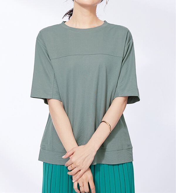 BELLUNA（ベルーナ）の「涼感素材切替デザインプルオーバー（カットソー）」｜ブルーグレー