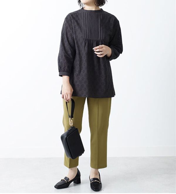 BELLUNA（ベルーナ）の「華やかオーバーレース使いブラウス（シャツ）」｜詳細画像