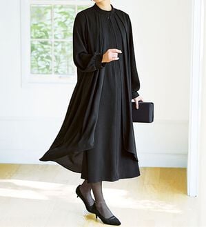 BELLUNA（ベルーナ）の「日本製素材！重ね着風ワンピース（ブラックフォーマル（喪服・礼服））」｜詳細画像