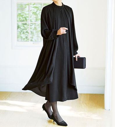 BELLUNA（ベルーナ）の「日本製素材！重ね着風ワンピース（ブラックフォーマル（喪服・礼服））」